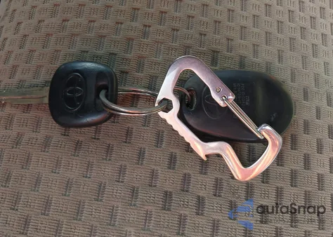 2013 Toyota Tundra Grade 5.7L V8 z USA, uszkodzony, nr VIN 5TFRY5F12DX141811